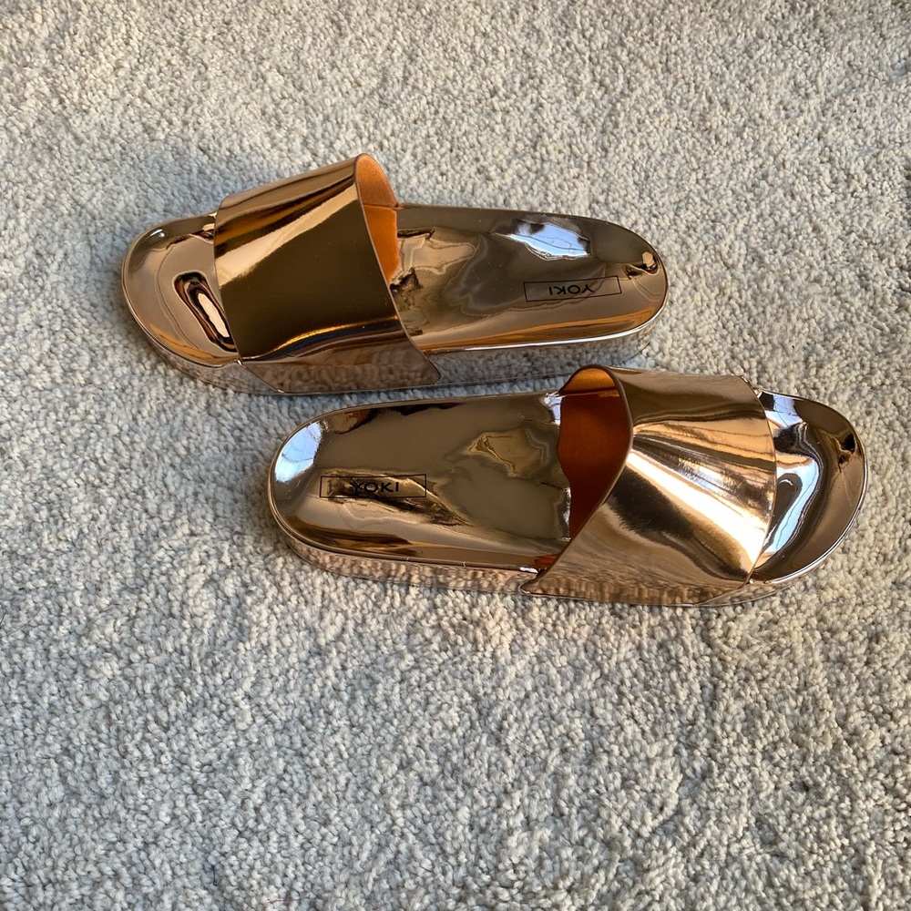 Rose Gold metallic platform slides